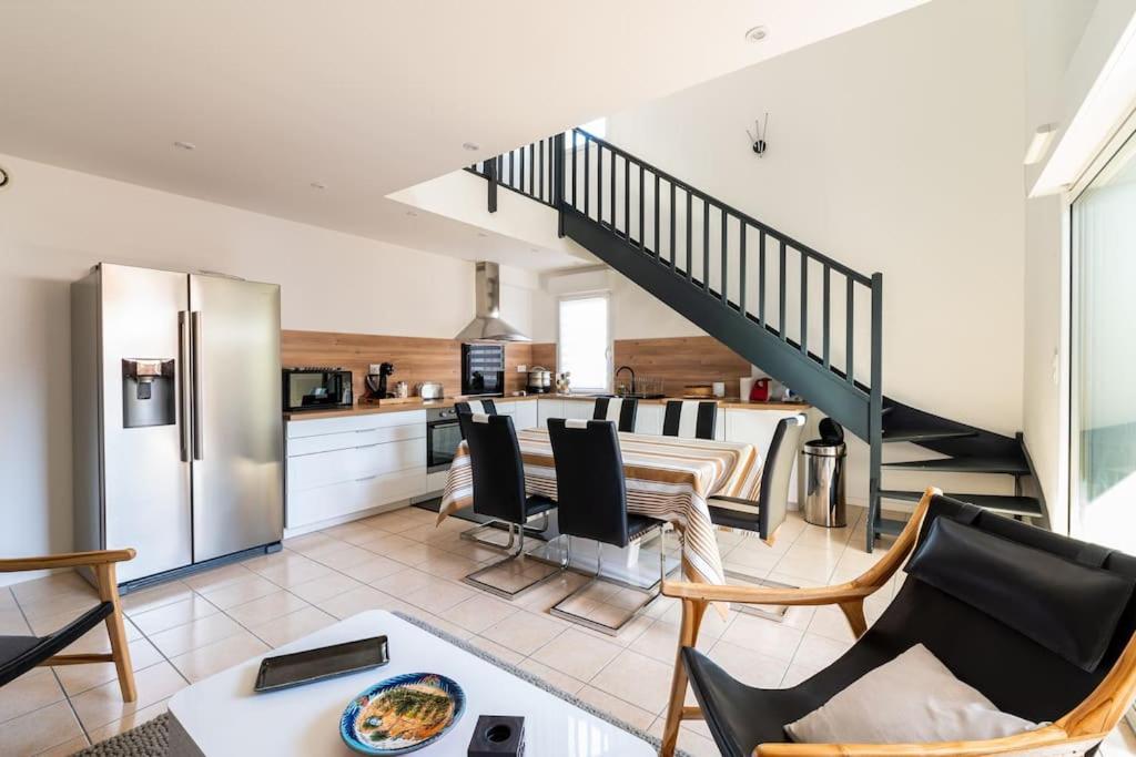 Ravissante Maison 3* Avec Jacuzzi Proche Lac 비스카로세 외부 사진